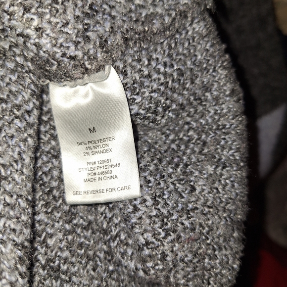 Pink Rose Gray Star Sweater - Picture 6 of 6